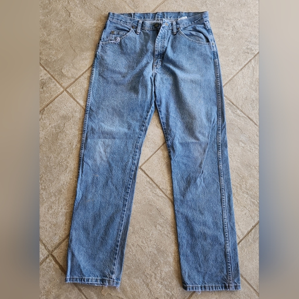 Wrangler Vintage 👖Jeans Distressed Men's Size 35x32 Regular Fit $19